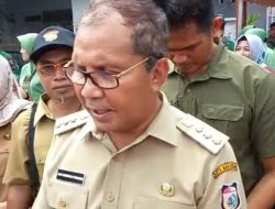 Gunakan Bahu Jalan Sebagai Lahan Parkir Bakal Didenda