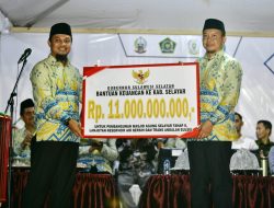 Gubernur Sulsel Serahkan Bantuan Keuangan Rp11 Miliar untuk Pembangunan Masjid Agung Selayar Tahap II