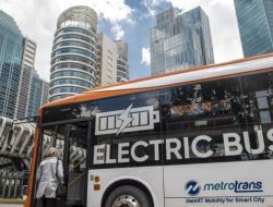 Pengamat Otomotif Ungkap Tantangan Peralihan Bus Konvensional ke Bus Listrik di Indonesia