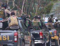Pasukan TNI dan Polri Tangkap 31 Anggota KKB, Senjata Api dan Amunisi Juga Disita, Lihat