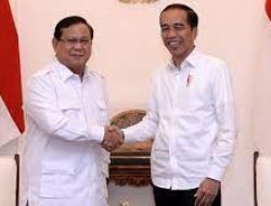 Keluarga Jokowi Alihkan Dukungan ke Prabowo