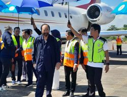 Surya Paloh Tiba di Makassar, Disambut Bak Raja Oleh Bupati, Walikota hingga Menteri