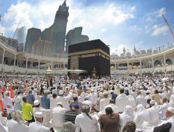 Menko Muhadjir Minta Petugas Haji Proaktif Layani Jemaah