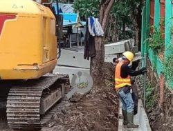 Dinas PUPR Parepare Kerjakan Drainase di Sepanjang Jalan Pemuda