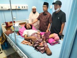 Wabup dan Pimpinan Baznas Selayar Besuk Pasien di PJT RS dr Wahidin