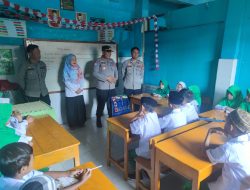 Antisipasi Pengaruh Narkoba, Sat Binmas Polres Pelabuhan Makassar Rutin Sambangi Sekolah