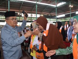 Wali Kota Palopo Lepas Keberangkatan 67 Jemaah Umrah Gratis