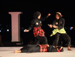 Tampilkan Drama Silat Cerita Rakyat, Perguruan Silat Budaya Makassar Dapat Apresiasi Penonton di F8