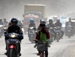 Polusi Udara Meningkat, Menhub Ajak  Masyarakat Beralih Gunakan Kendaraan Listrik