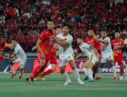 Bali United vs PSM Makassar: PSM Unggul 2-1 di Babak Pertama Meski Kekurangan Pemain