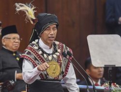 Makna Baju Adat Tanimbar yang Dikenakan Jokowi