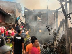 Tiga Rumah Hangus Terbakar di Enrekang