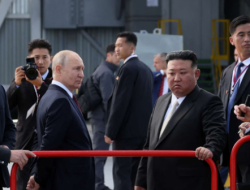 Kim Jong-un Gelar Pertemuan Penting dengan Vladimir Putin