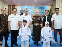 Wali Kota Makassar Dorong Pembinaan Anak Usia Dini Melalui Dojo Karate Kejari