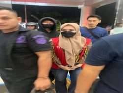 Sembunyi di Plafon, Wanita DPO Korupsi Pembangunan Gedung Perpustakaan Makassar Berhasil Diringkus