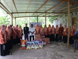 DWP Selayar Berbagi Paket Ramadan di Pondok Pesantren As Sunnah dan KH Kadir Qasim