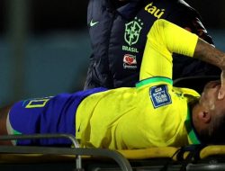 Neymar Segera Jalani Operasi Setelah Lutut Kirinya Robek dalam Pertandingan Piala Dunia FIFA