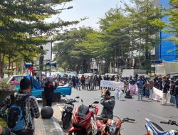 Gerakan Pemuda dan Mahasiswa Kritis Makassar Mendesak Walikota Makassar Mencopot Dirut PD Pasar Makassar Raya