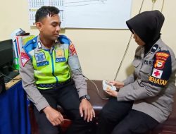 Dokkes Polres Pelabuhan Makassar Periksa Kesehatan Personel Mantap Brata