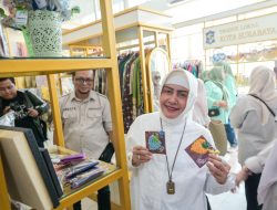 Tingkatkan Kreativitas Produk UKM,  Dekranasda Kota Makassar Studi Tiru ke Surabaya Kriya Gallery