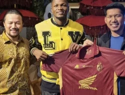 Victor Mansaray Gantikan Pluim di PSM Makassar?