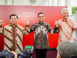 Diundang Jokowi Bersama Dua Capres Lainnya, Prabowo: Kalau Ngga Ada Undangan Jarang Kumpul
