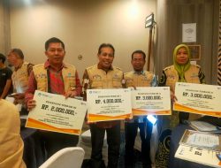Kepsek SMA Islam Athirah Makassar Raih Gelar Terbaik 1 Diajang GTK  se-Sulawesi Selatan