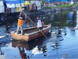 Jaga Kebersihan Kota, Satgas Drainase Dinas PU Makassar Bersihkan Kanal Jongaya