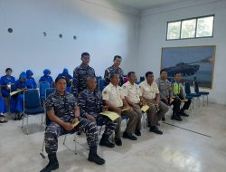 Solidaritas TNI-Polri Melalui Bakti Sosial, Personel Polsek Ujung Tanah Ikut Donor Darah di Lantamal VI Makassar
