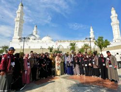 Jemaah Umrah Al Jasiyah Travel Kunjungi Masjid Quba