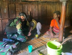 Satgas Yonif 721/Makassau Gencarkan Patroli Kesehatan di Wilayah Perbatasan Indonesia-Papua Nugini