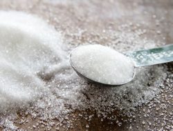 Asupan Gula yang Tinggi Berdampak Buruk Bagi Kesehatan! Berikut 8 Tanda Overdosis Gula