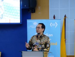 Rektor Unhas Prioritaskan Beasiswa Australia untuk Indonesia Timur
