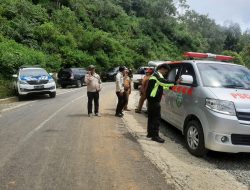 Antisipasi Adanya Penumpukan Kendaraan di Lokasi Longsor Luwu, Dirlantas Polda Sulsel Kerahkan 100 Personel Satlantas