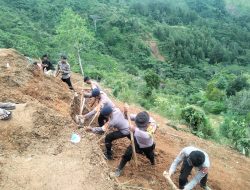 Respon Cepat Bencana Tanah Longsor di Luwu, Kapolda Sulsel Terjunkan Personel Hingga Alat Berat ke Lokasi