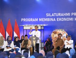 Jokowi Training Nasabah PNM Pengeloaan Produk Usaha di Maros
