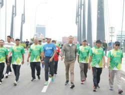 Pj Wali Kota Parepare Seru-seruan di Makassar Jogging Track 2024