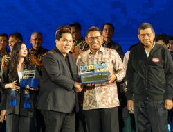 Dirut BRI Sunarso Dinobatkan sebagai Best CEO of Communication, BRI Raih 4 Penghargaan BCOMSS 2024