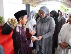 Sufriaty Budiman Beri Santunan Anak Yatim di Lutim