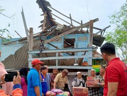 Puting Beliung Landa Puluhan Rumah Warga di Tassiwalie Suppa Pinrang