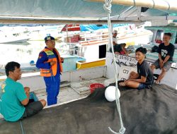 Gelombang Tinggi dan Angin Kencang, Satpolair Polres Pelabuhan Makassar Imbau Keselamatan Nelayan