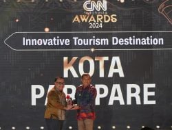 Pj Wali Kota Parepare Raih Penghargaan CNN Indonesia Award 2024