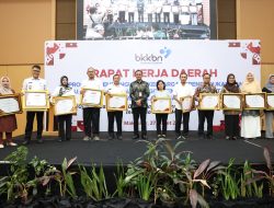 Capaian Pelayanan KB Antarkan Parepare Raih Dua Penghargaan Juara 1 di Tingkat Provinsi
