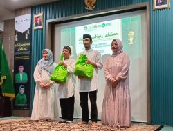 Paket Ramadan Bahagia Baznas Sulsel Sasar Tenaga Dasar Fakultas Farmasi UMI