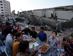 Sambut Bulan Suci Ramadhan, Warga Gaza:  Berpuasa Meski Perang Tak Kunjung Usai