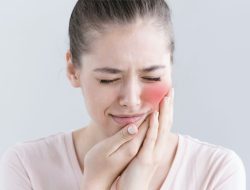 4 Bahan Alami untuk Mengatasi Sakit Gigi, Salah Satunya Kunyit