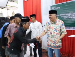 Bupati Pinrang  Bukber Bersama Pejuang Kebersihan