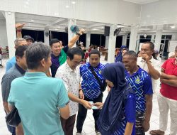 Unhas Golf Club Berbagi Amaliah Ramadan di Lapangan Golf Baddoka Makassar