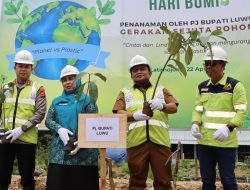 Peringati Hari Bumi 2024, Sebanyak 100 Ribu Pohon ditanam di Puncak Latimojong