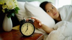 Begadang Bikin Kurang Produktif? Yuk Terapkan Pola Tidur Sehat